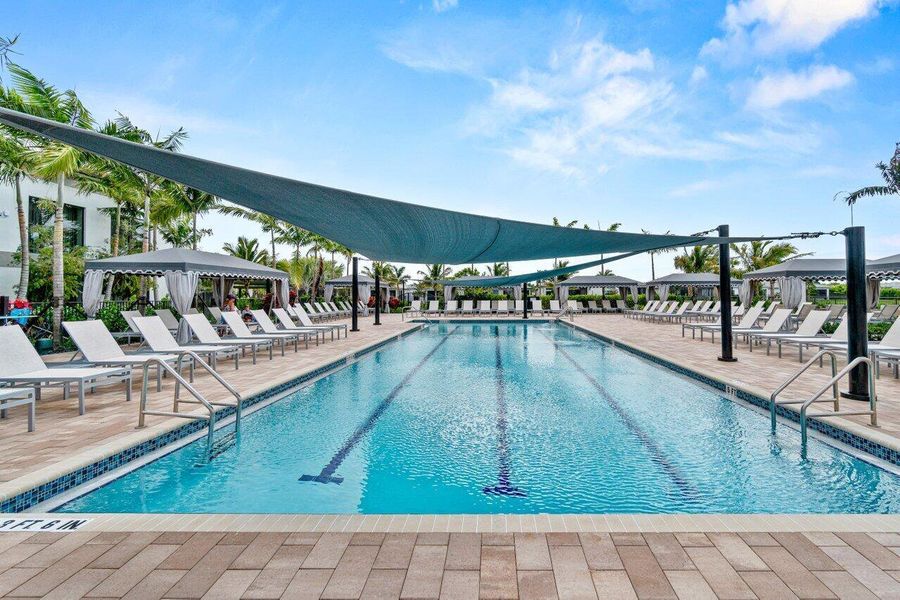 Valencia Grand Amenities Valencia Grand Amenities
