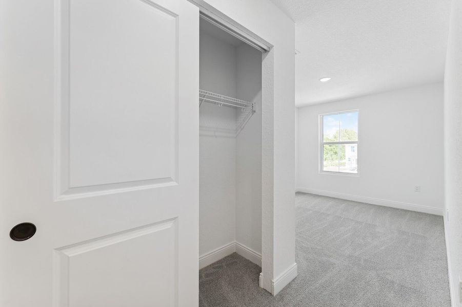 Spacious, unfurnished interior of a new home in Salerno Reserve Townhomes, Stuart (Image 23).