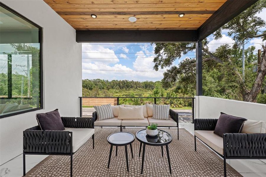 Exterior details and patio area of a home in , Tampa (Image 39).