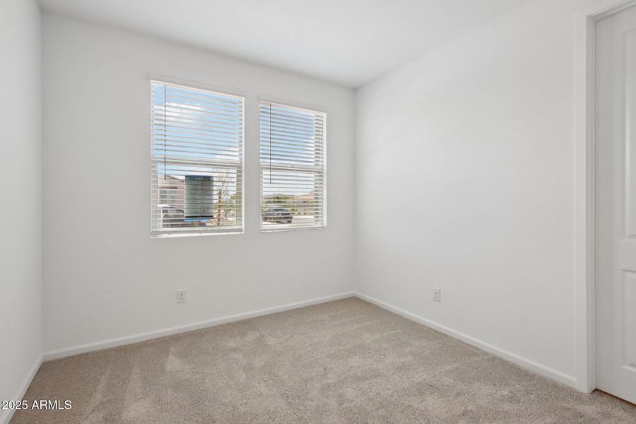 23-web-or-mls-W Brown St-S2708-023