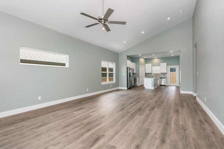 Spacious, unfurnished interior of a new home in , Fredericksburg (Image 17). Spacious, unfurnished interior of a new home in , Fredericksburg (Image 17).