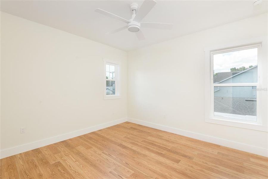 Spacious, unfurnished interior of a new home in , Tampa (Image 41).