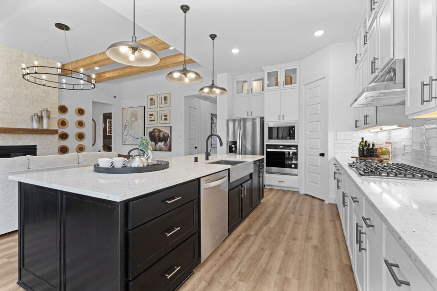 Representative furnished interior of a home built from the Alamo Katy Lakes 60s by Brohn Homes in Katy Lakes, Katy (Image 25).