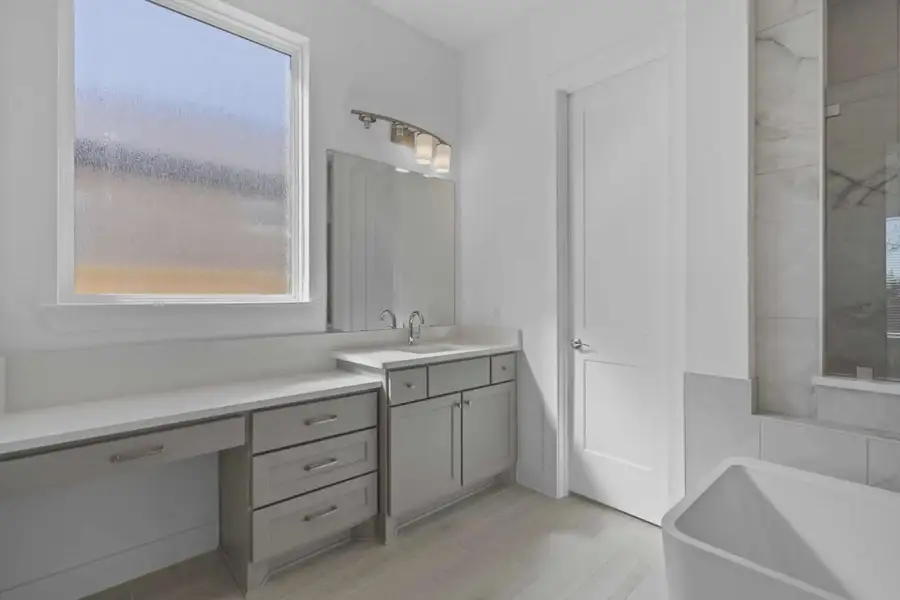 Representative furnished interior of a home built from the Waterford by Chesmar Homes in Meridiana 60's, Manvel (Image 5).