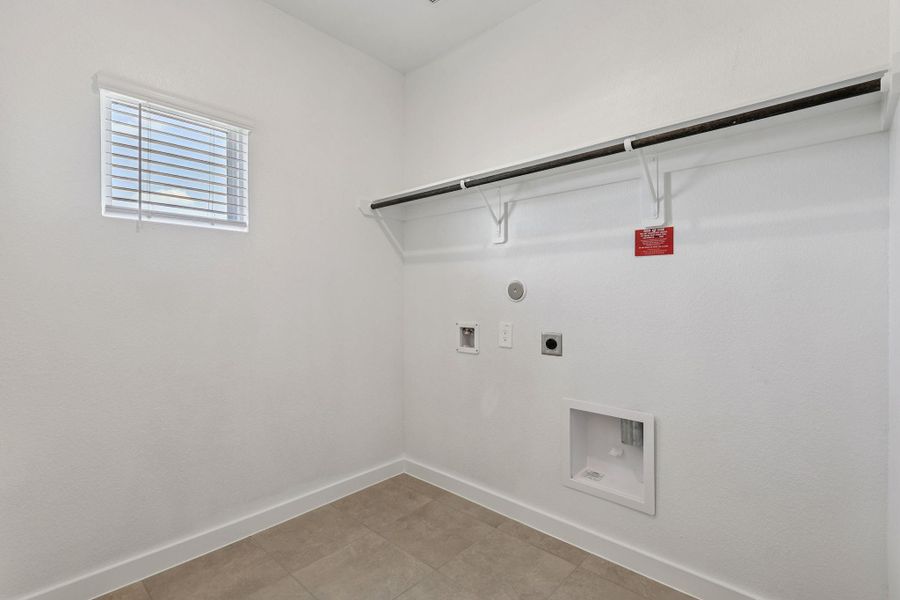 Spacious, unfurnished interior of a new home in Landing Meadows - Premier Series, New Caney (Image 13). Spacious, unfurnished interior of a new home in Landing Meadows - Premier Series, New Caney (Image 13).