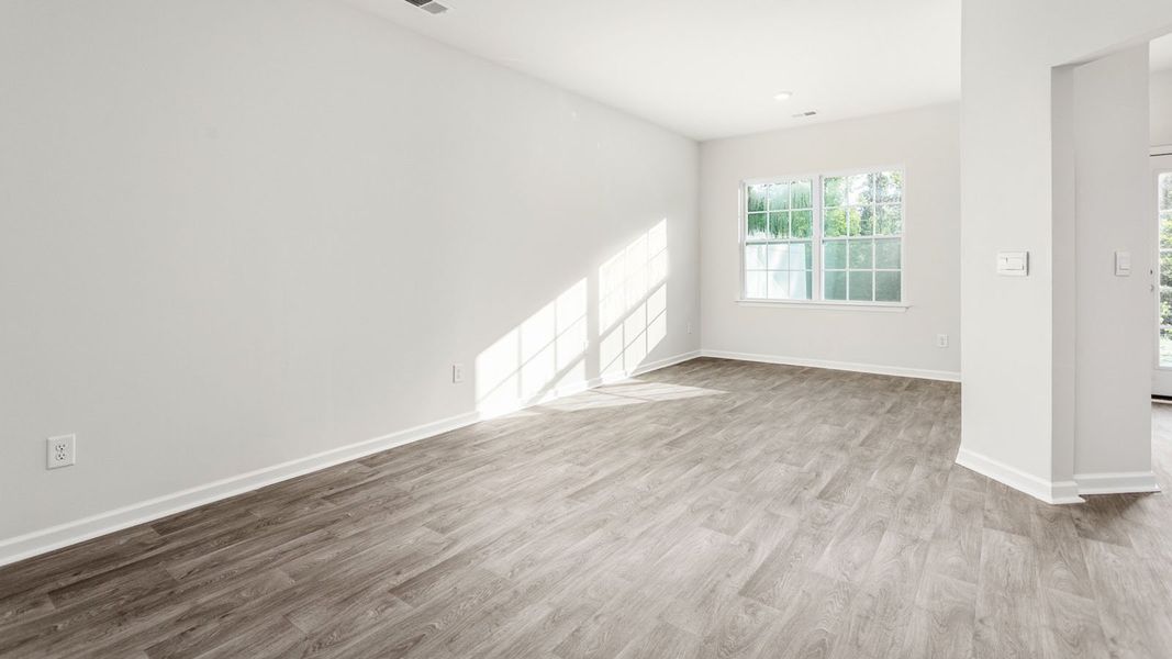 Spacious, unfurnished interior of a new home in Henley Ridge, Graham (Image 15).
