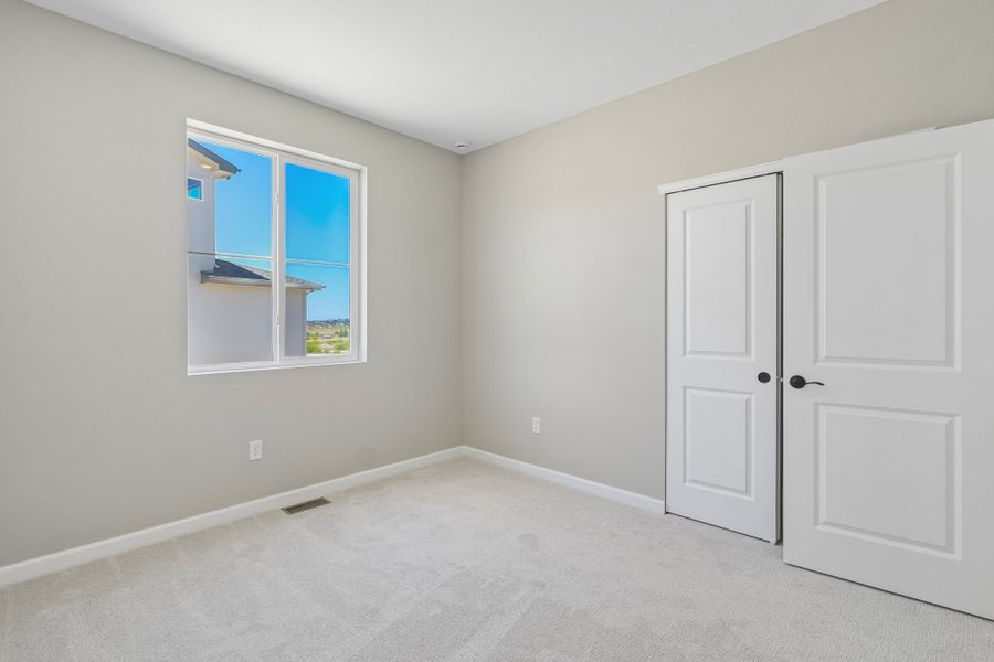 Spacious, unfurnished interior of a new home in The Aurora Highlands, Aurora (Image 15). Spacious, unfurnished interior of a new home in The Aurora Highlands, Aurora (Image 15).