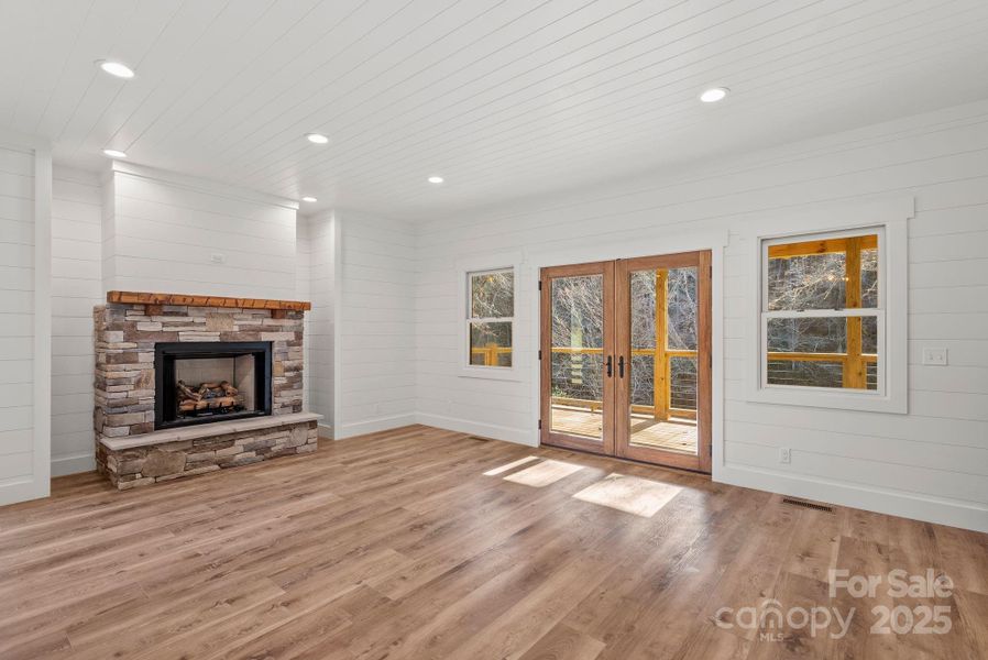 Image 31 of a home in .