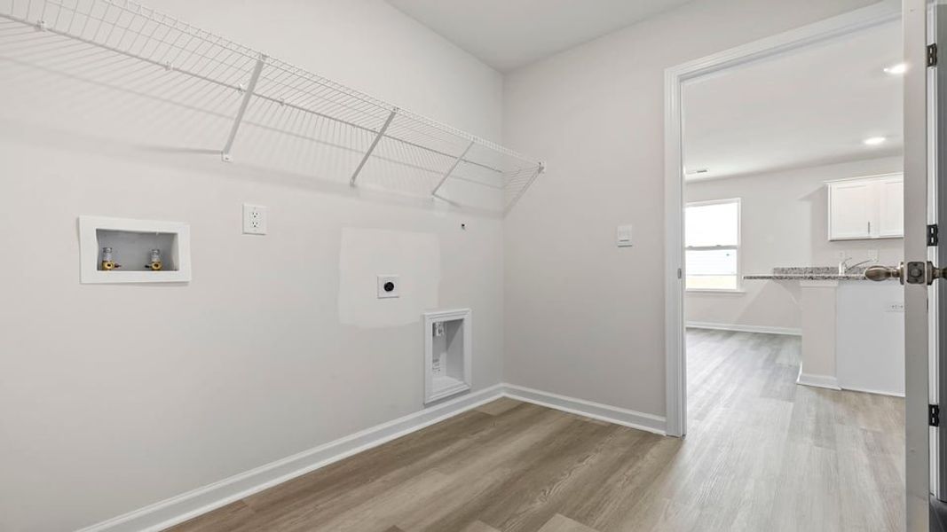 Spacious, unfurnished interior of a new home in Varner Station, Woodruff (Image 32).