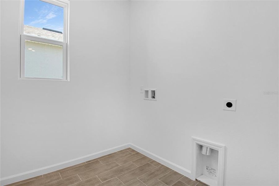 Spacious, unfurnished interior of a new home in Annabelle Estates, Lake Wales (Image 14). Spacious, unfurnished interior of a new home in Annabelle Estates, Lake Wales (Image 14).