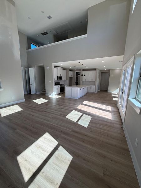 Spacious, unfurnished interior of a new home in , Spring (Image 11). Spacious, unfurnished interior of a new home in , Spring (Image 11).