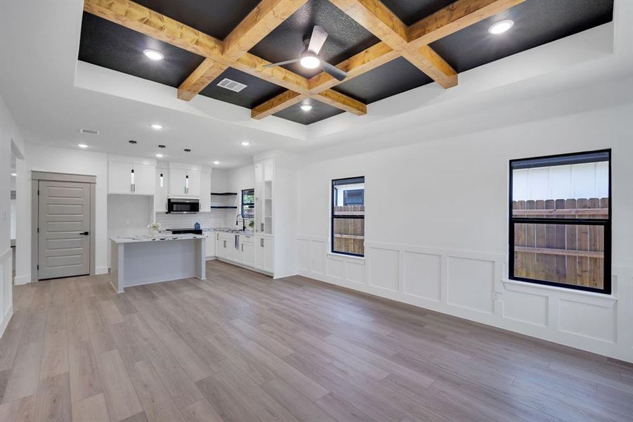Spacious, unfurnished interior of a new home in , Hillsboro (Image 15).