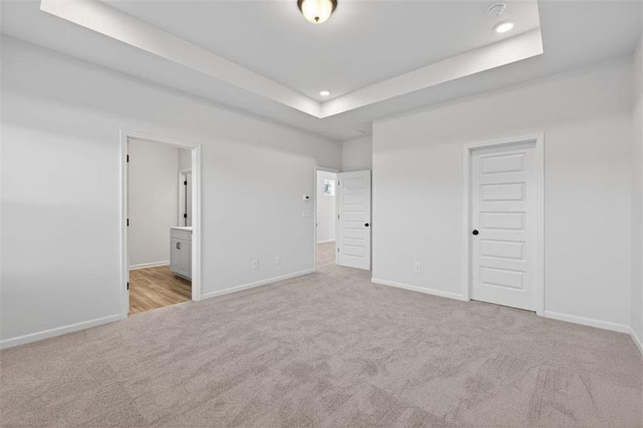 Spacious, unfurnished interior of a new home in Franklin Manor, Lawrenceville (Image 43).
