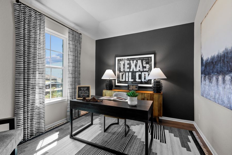 Representative furnished interior of a home built from the Brooks by Beazer Homes in Comanche Ridge, San Antonio (Image 9).