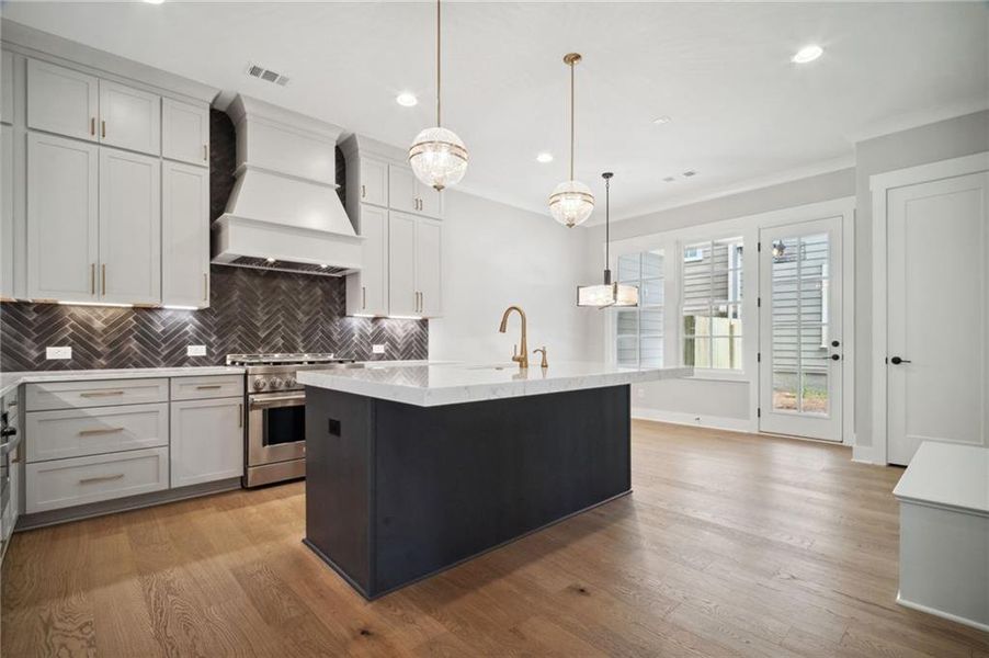 Furnished interior view inside a new home in , Woodstock (Image 27).
