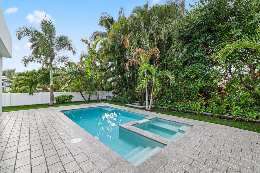 325 Cascade Lane - 33.jpg-SMALL