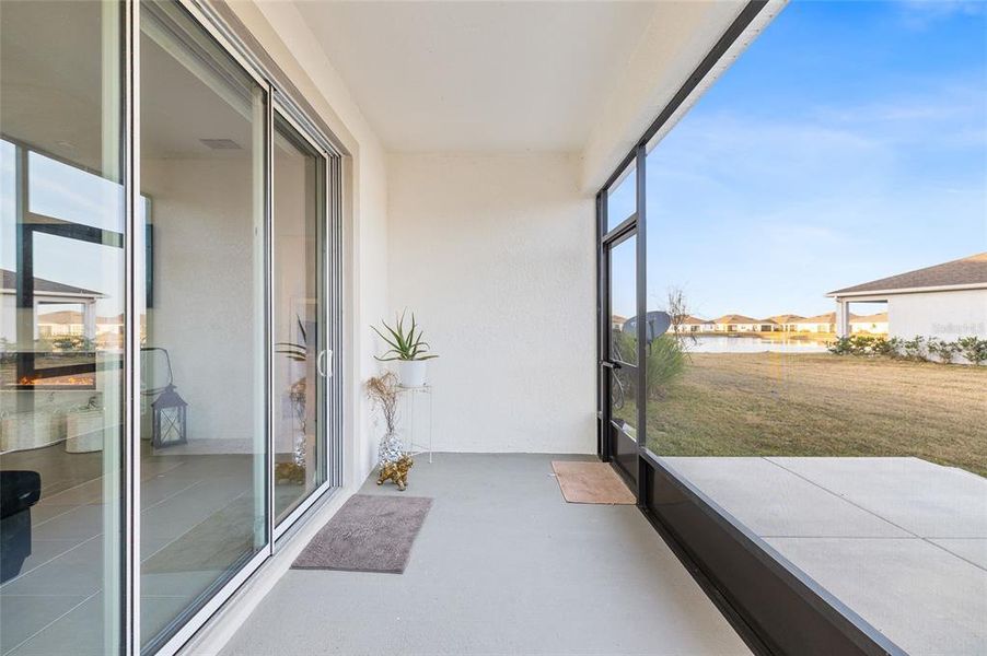 Exterior details and patio area of a home in , Wesley Chapel (Image 27).