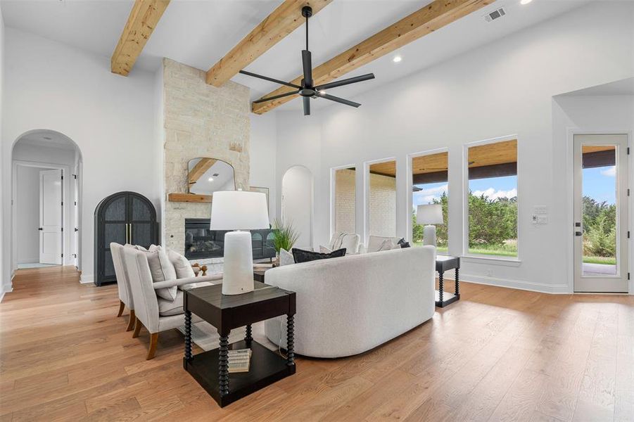 Furnished interior view inside a new home in Rolling Creek Ranch, Granbury (Image 11). Furnished interior view inside a new home in Rolling Creek Ranch, Granbury (Image 11).