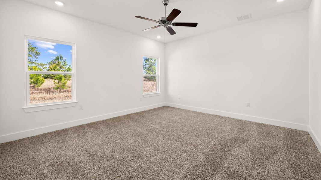 Spacious, unfurnished interior of a new home in Owl's Head Farms, Freeport (Image 20). Spacious, unfurnished interior of a new home in Owl's Head Farms, Freeport (Image 20).