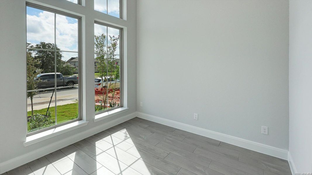 Spacious, unfurnished interior of a new home in Kallison Ranch, San Antonio (Image 20). Spacious, unfurnished interior of a new home in Kallison Ranch, San Antonio (Image 20).