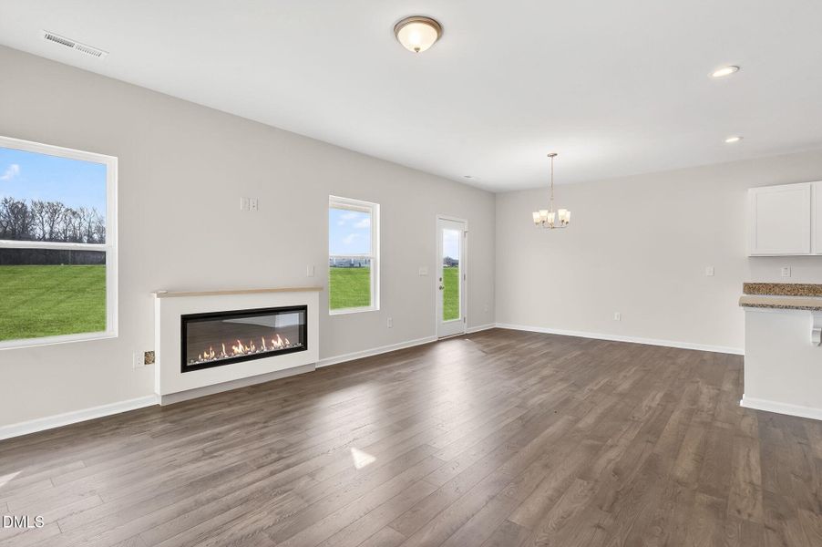 FAY_Hunters Trace_Embark_103 Rubyfield C