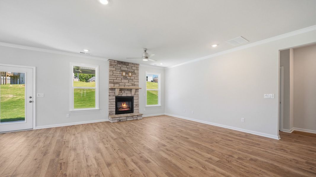 Spacious, unfurnished interior of a new home in The Gates at Pates Creek, Hampton (Image 18).