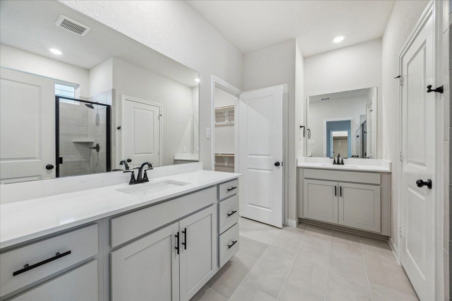 Furnished interior view inside a new home in Elyson, Katy (Image 9).