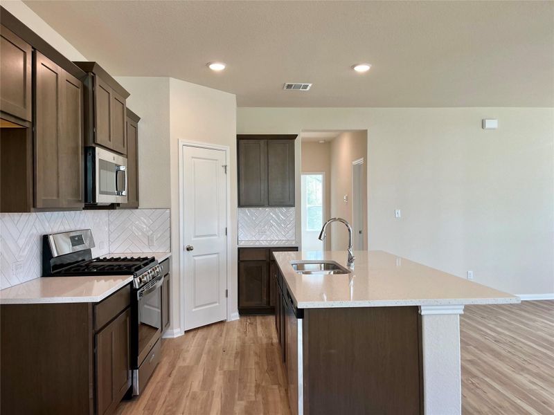 Furnished interior view inside a new home in Anthem Cottages, Kyle (Image 13). Furnished interior view inside a new home in Anthem Cottages, Kyle (Image 13).