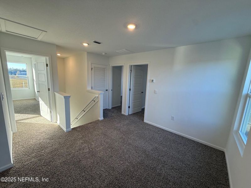 Spacious, unfurnished interior of a new home in The Arbors, Jacksonville (Image 14).