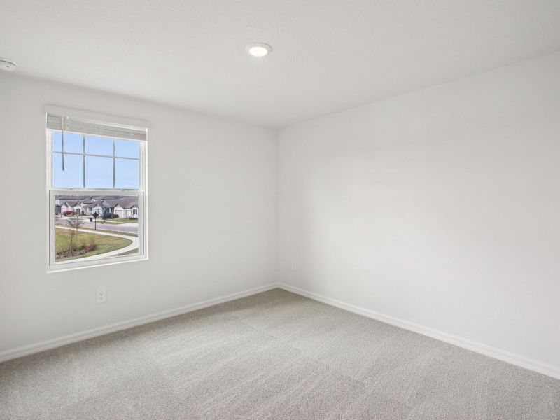 Spacious, unfurnished interior of a new home in Two Rivers - Classic Series, Zephyrhills (Image 17).