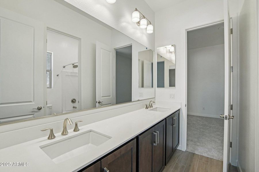 20-web-or-mls-E Saddle Way-S1212-020