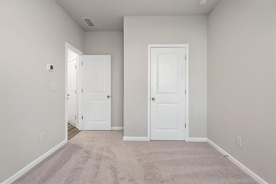 Spacious, unfurnished interior of a new home in , Mableton (Image 22).