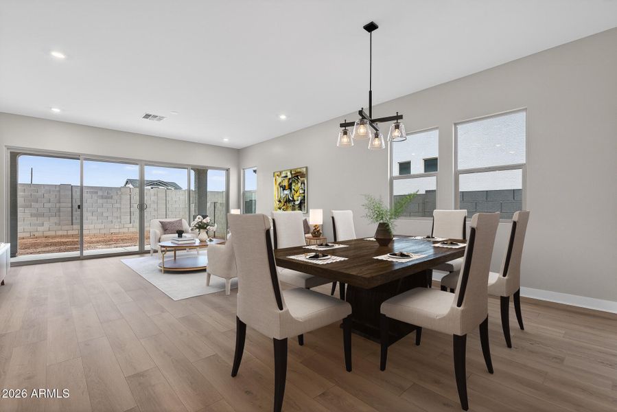 2VS) DINING TO GREAT ROOM