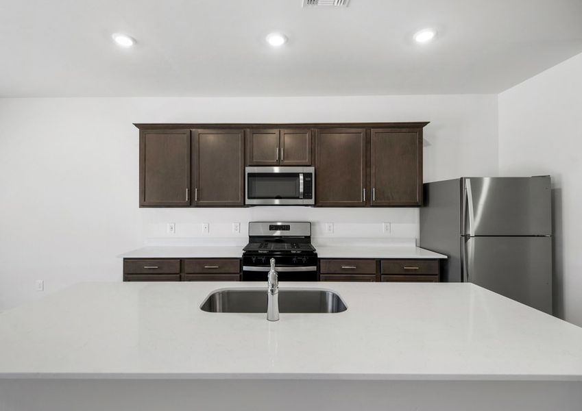 Representative furnished interior of a home built from the Palo Verde by LGI Homes in Star Valley, Tucson (Image 9).