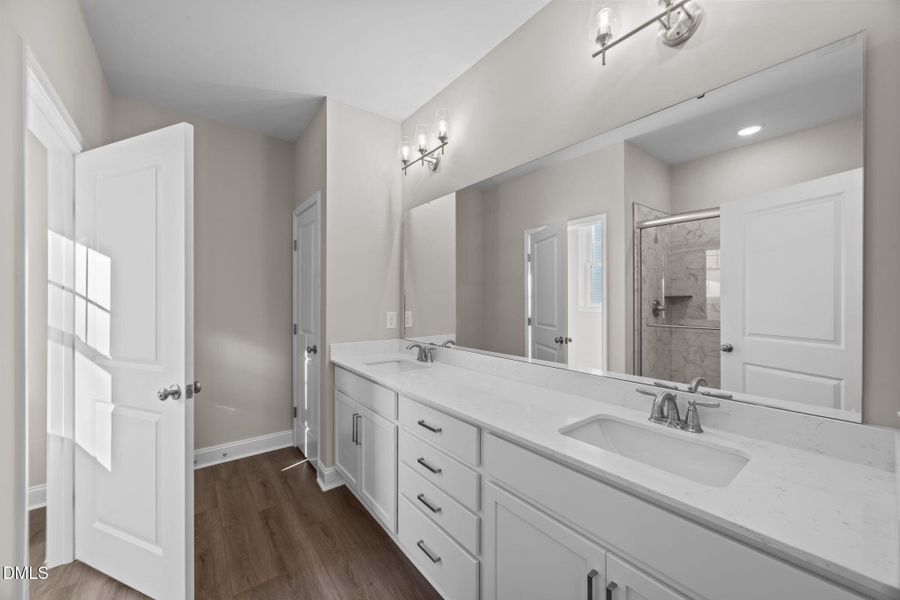 27-web-or-mls-0C0A9440