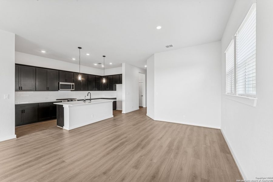 Spacious, unfurnished interior of a new home in Mayfair - Select Classic Series, New Braunfels (Image 12).