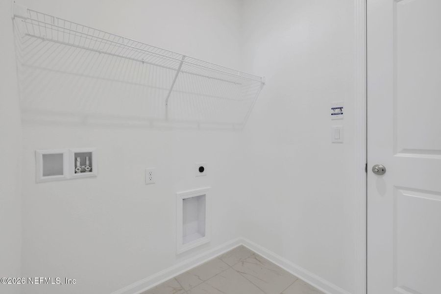 Spacious, unfurnished interior of a new home in Hyland Trail, Green Cove Springs (Image 43). Spacious, unfurnished interior of a new home in Hyland Trail, Green Cove Springs (Image 43).