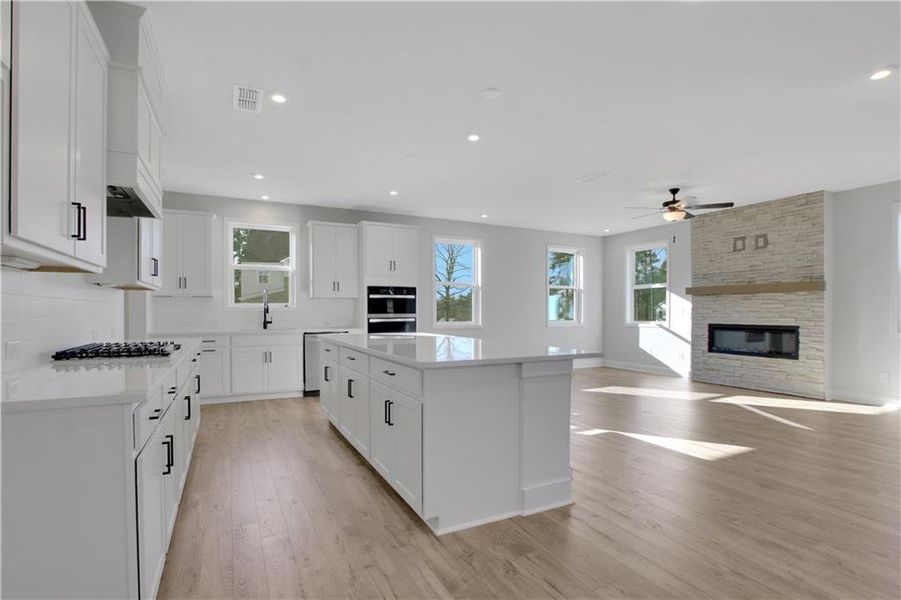 Furnished interior view inside a new home in Hillside Manor, Powder Springs (Image 11).