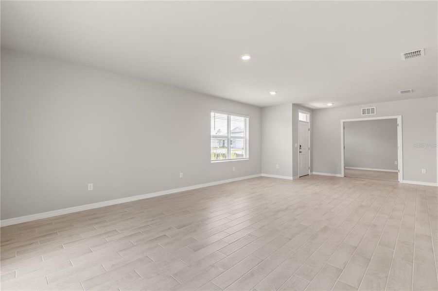 Spacious, unfurnished interior of a new home in Sea Cove, Punta Gorda (Image 22). Spacious, unfurnished interior of a new home in Sea Cove, Punta Gorda (Image 22).