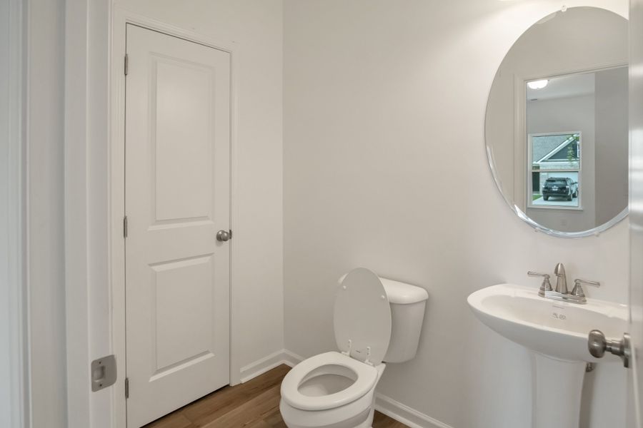 *This is a marketing photo. Colors/options may be different.*