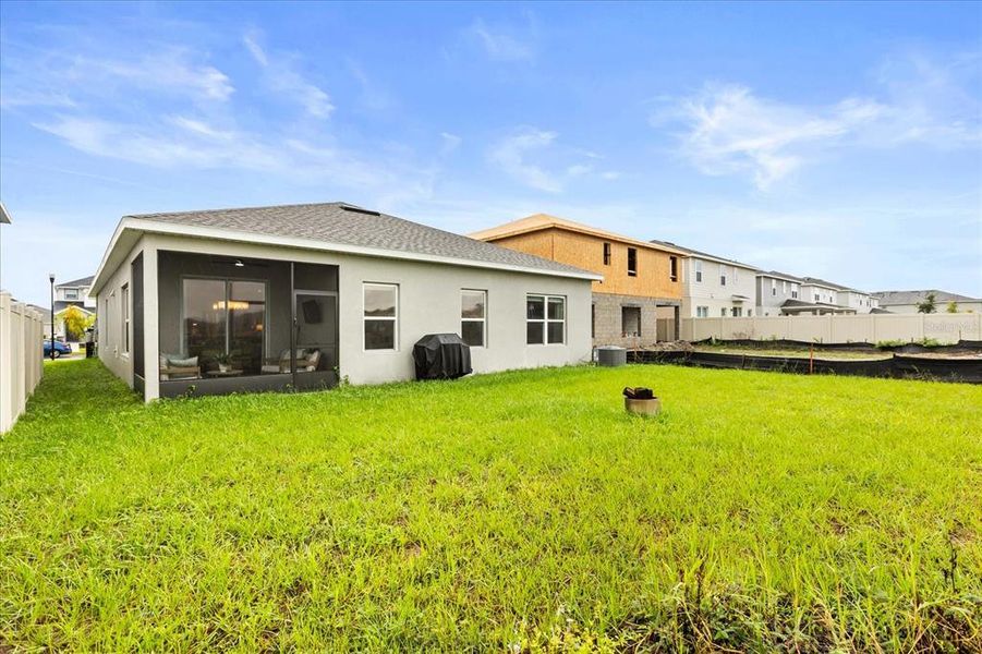 Exterior details and patio area of a home in , St. Cloud (Image 20).