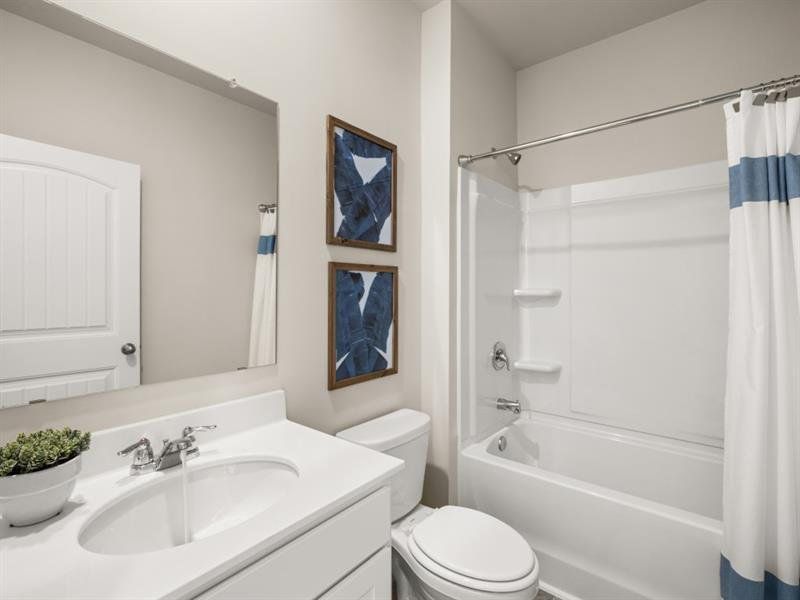 Furnished interior view inside a new home in Thompson Ridge, Dallas (Image 11).