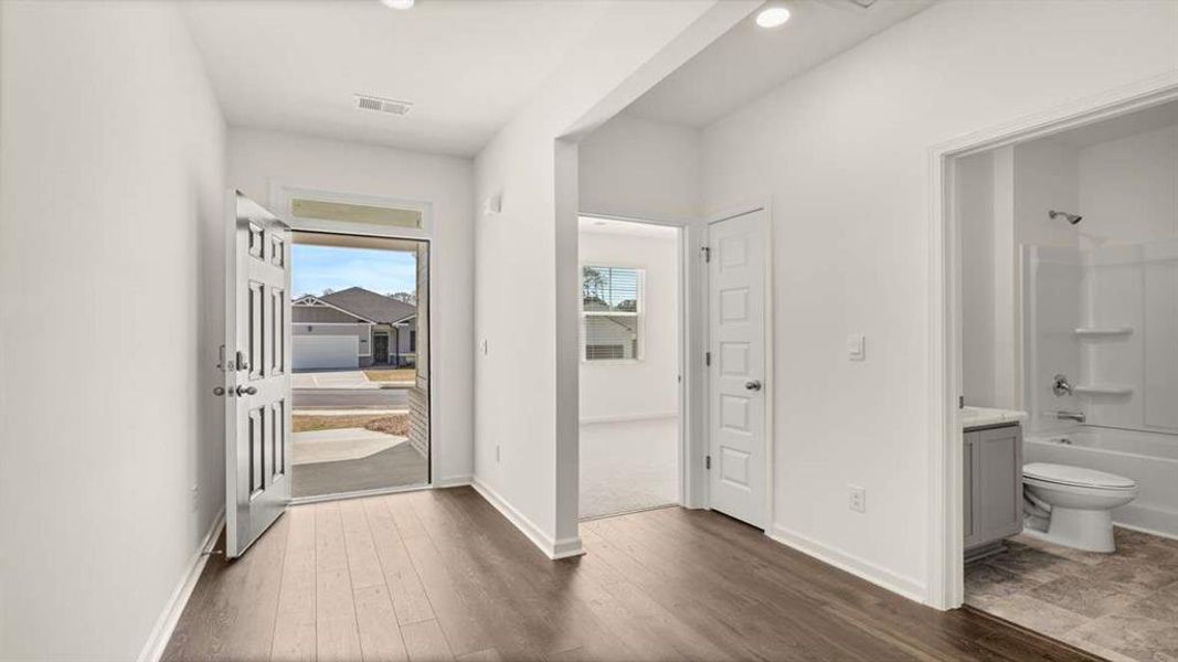 Spacious, unfurnished interior of a new home in Champion's Run, Lithonia (Image 25). Spacious, unfurnished interior of a new home in Champion's Run, Lithonia (Image 25).