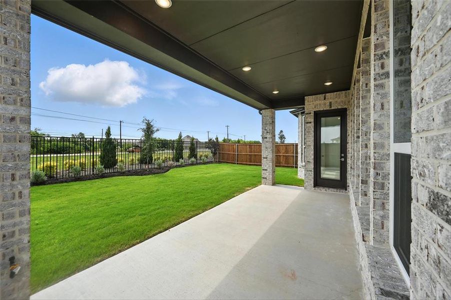 Spacious, unfurnished interior of a new home in Wellington: Artisan Series - 50ft lots, Haslet (Image 19). Spacious, unfurnished interior of a new home in Wellington: Artisan Series - 50ft lots, Haslet (Image 19).