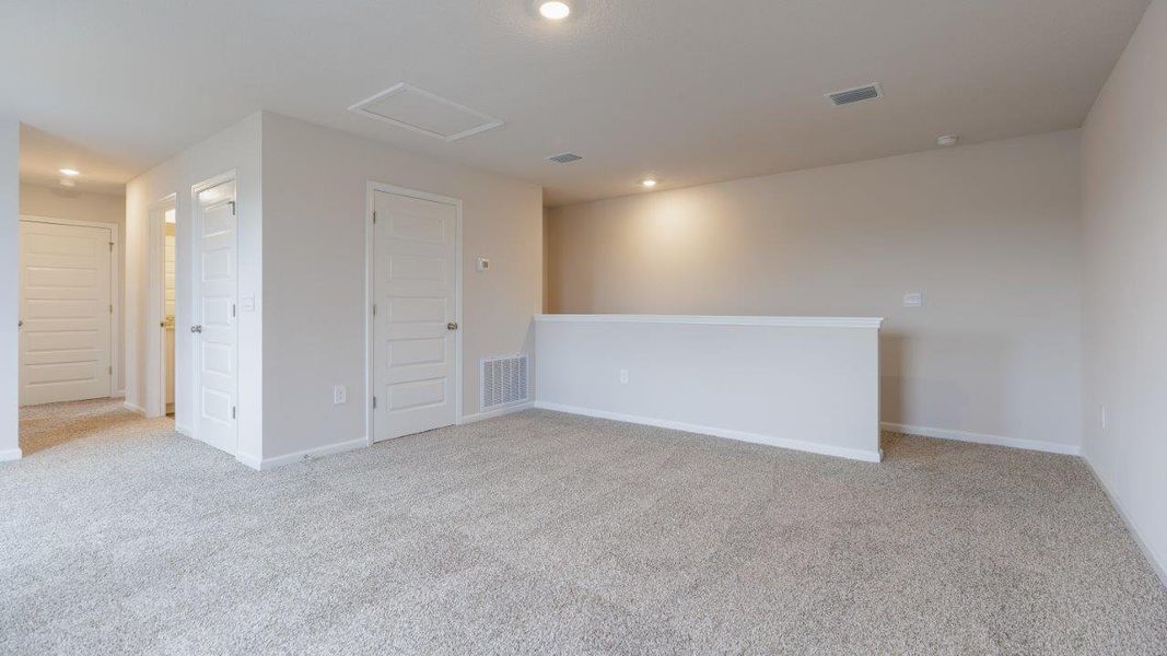 Representative unfurnished interior of a home built from the Plan by D.R. Horton in Greystone, Crawfordville (Image 24). Representative unfurnished interior of a home built from the Plan by D.R. Horton in Greystone, Crawfordville (Image 24).