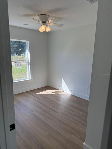 Spacious, unfurnished interior of a new home in , Ocklawaha (Image 8).