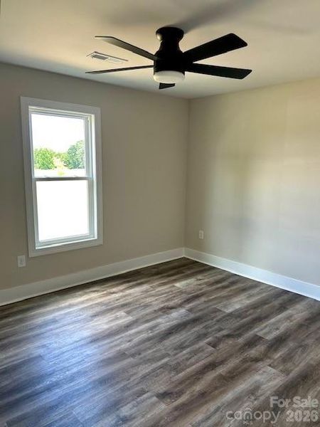 Spacious, unfurnished interior of a new home in , Vale (Image 11).