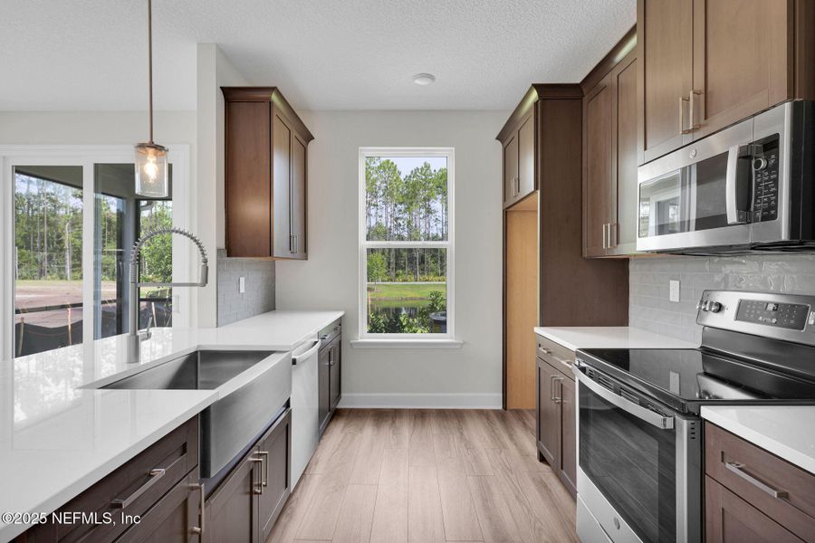 Furnished interior view inside a new home in Woodland Park, Ponte Vedra (Image 10).