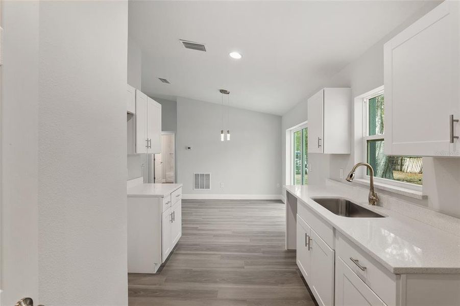 Furnished interior view inside a new home in , Dunnellon (Image 6).