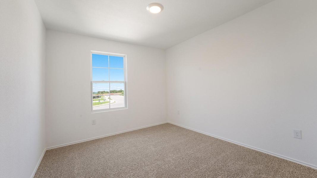 Spacious, unfurnished interior of a new home in Durango, Mustang Ridge (Image 21).